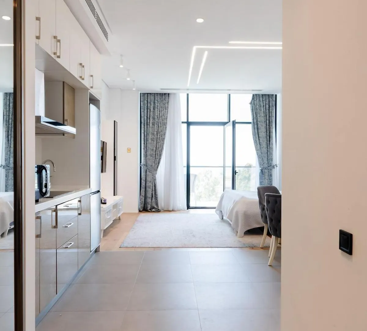 Seabreeze Baku Lighthouse Seaview Appartment Studio Apartment